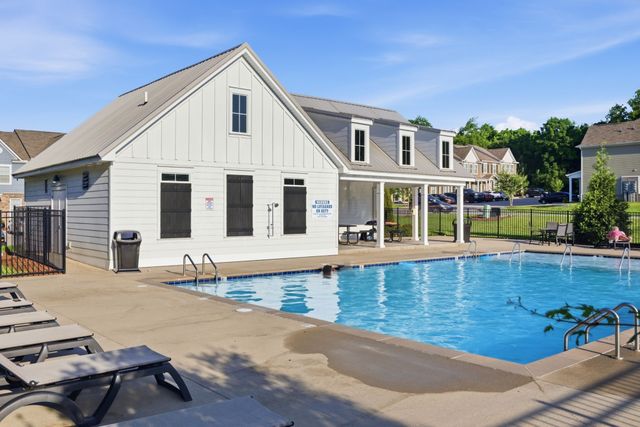 205 Bancroft Ml, Columbia, TN 38401