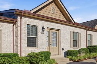205 Bancroft Ml, Columbia, TN 38401