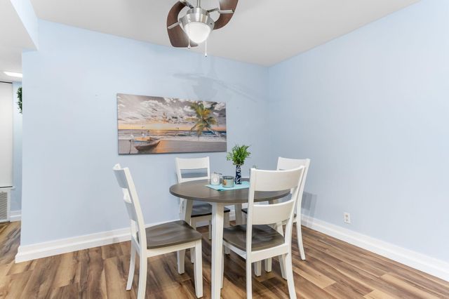 3626 Lakeshore Dr K9 9, St. Joseph, MI 49085