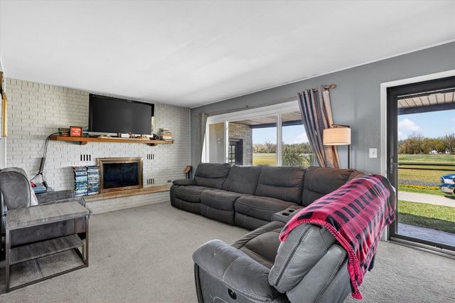 3262 W Wagner Road, Buchanan, MI 49107