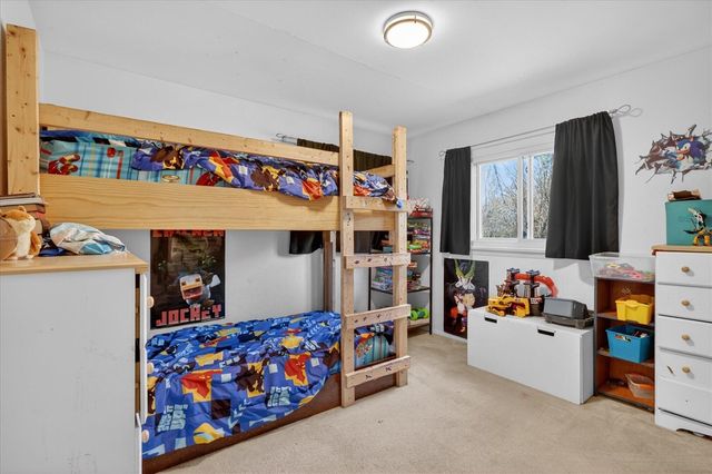 3262 W Wagner Road, Buchanan, MI 49107