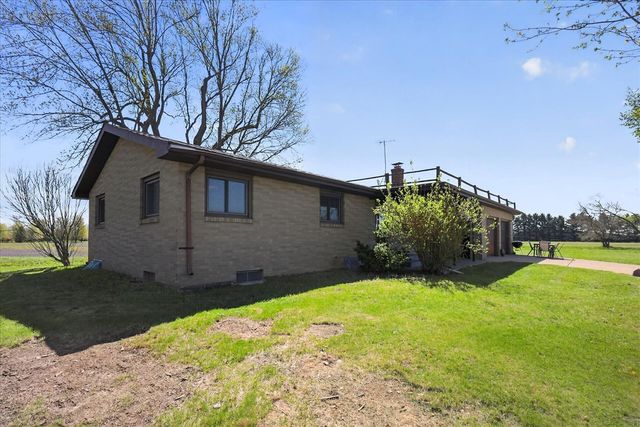 3262 W Wagner Road, Buchanan, MI 49107