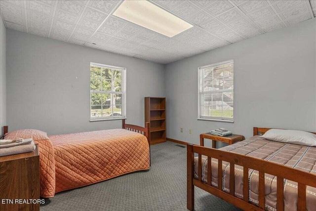 355359 County Road 475, Etowah, TN 37331