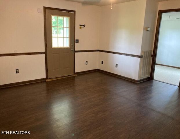 355359 County Road 475, Etowah, TN 37331