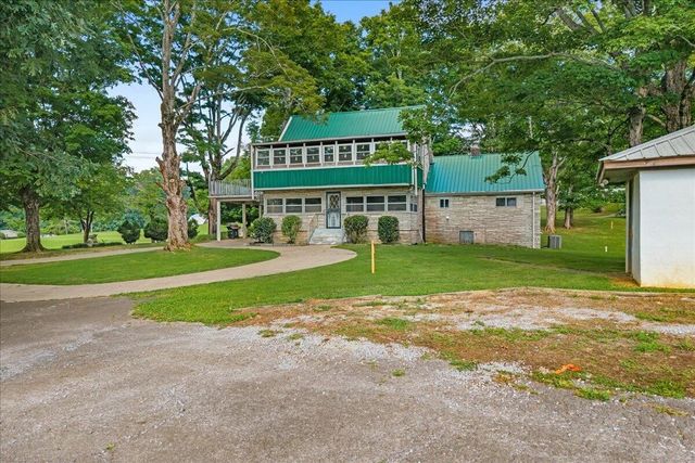 355359 County Road 475, Etowah, TN 37331
