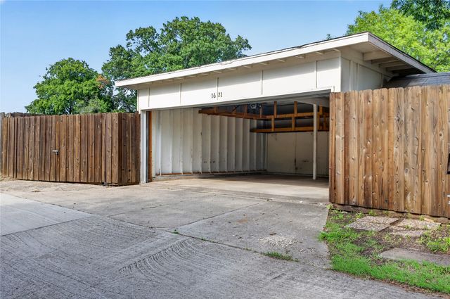 1621 Debbie Drive, Plano, TX 75074