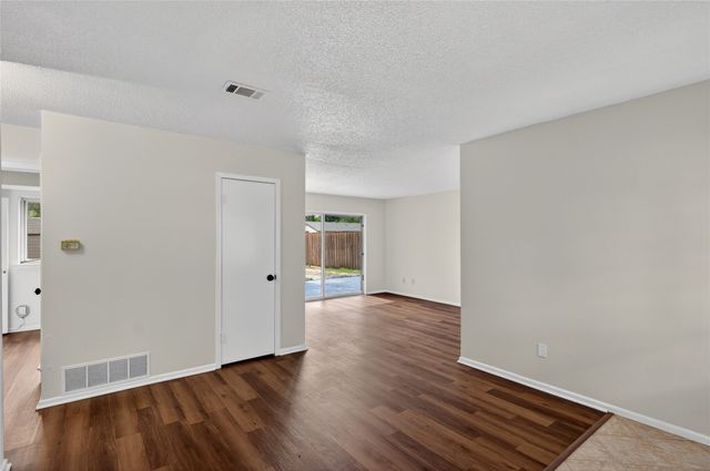 1621 Debbie Drive, Plano, TX 75074
