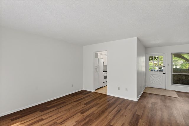 1621 Debbie Drive, Plano, TX 75074