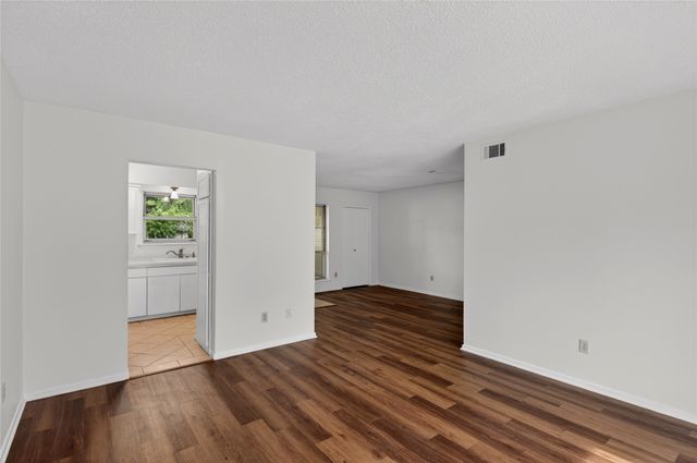 1621 Debbie Drive, Plano, TX 75074