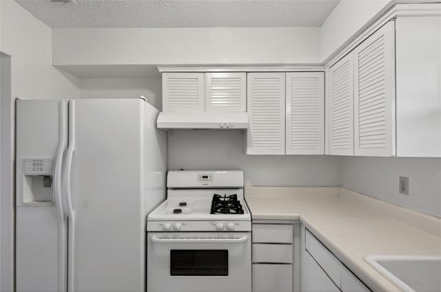 1621 Debbie Drive, Plano, TX 75074