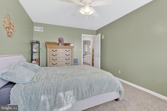 129 TOWNHOUSE LN, Lancaster, PA 17603