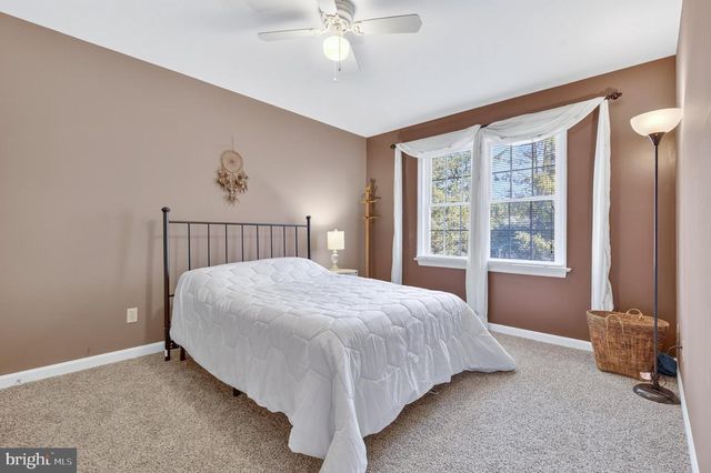 129 TOWNHOUSE LN, Lancaster, PA 17603