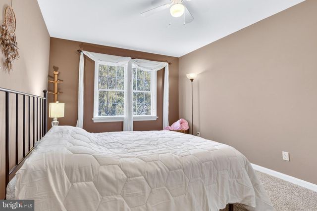 129 TOWNHOUSE LN, Lancaster, PA 17603