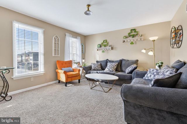 129 TOWNHOUSE LN, Lancaster, PA 17603