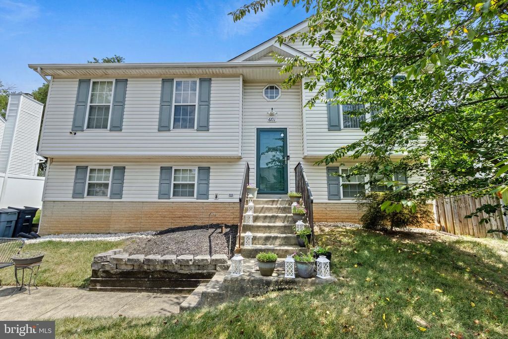 6711 ASSET DR, Hyattsville, MD 20785