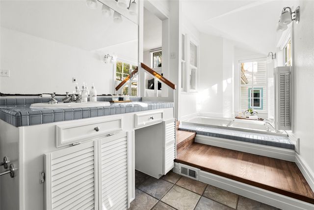 1507 Newning Ave, Austin, TX 78704