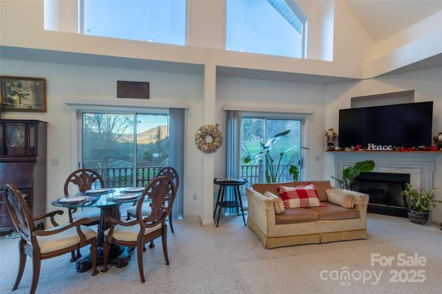 814 Barkers Creek Road, Whittier, NC 28789