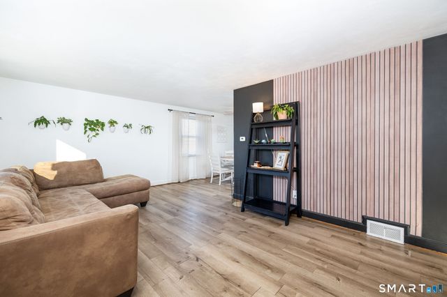 1 Bristol Street, Wethersfield, CT 06109