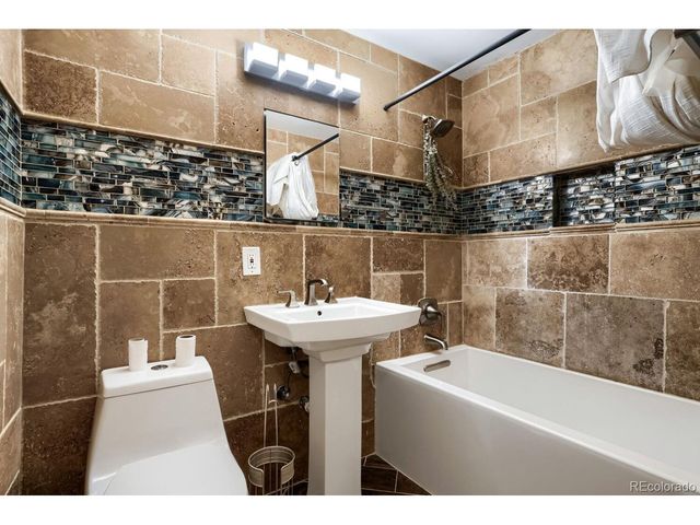 4105 Gray St, Wheat Ridge, CO 80212