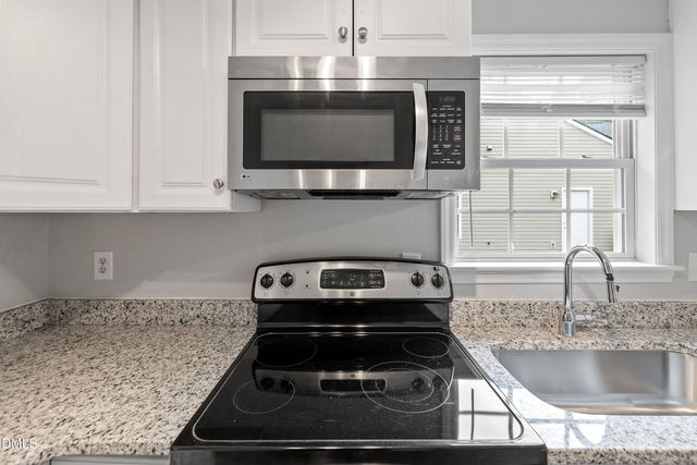 210 Highgate Circle, Wake Forest, NC 27587