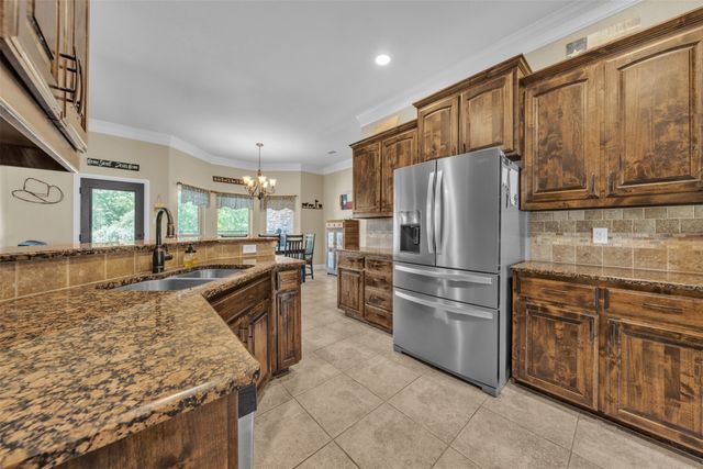 113 Woody Williams Court, Weatherford, TX 76088