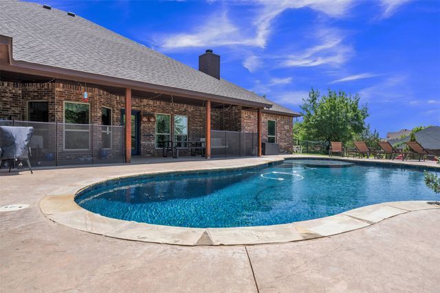 113 Woody Williams Court, Weatherford, TX 76088