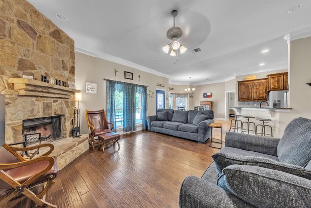 113 Woody Williams Court, Weatherford, TX 76088