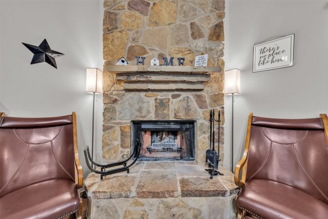 113 Woody Williams Court, Weatherford, TX 76088