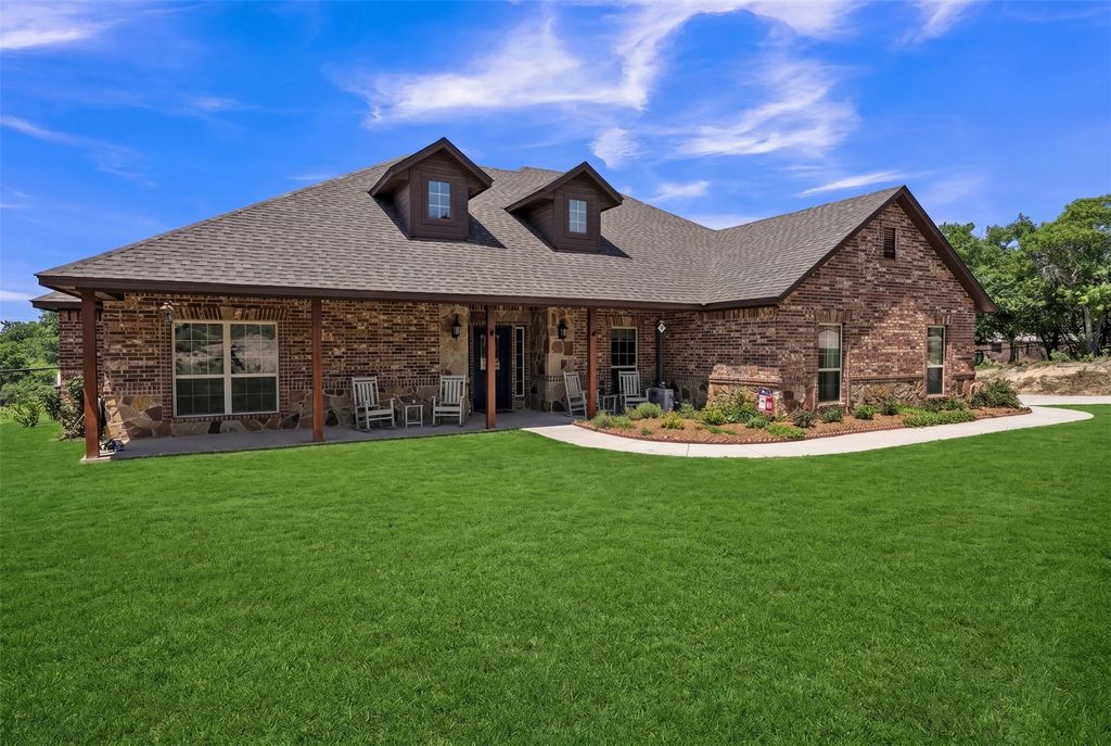 113 Woody Williams Court, Weatherford, TX 76088