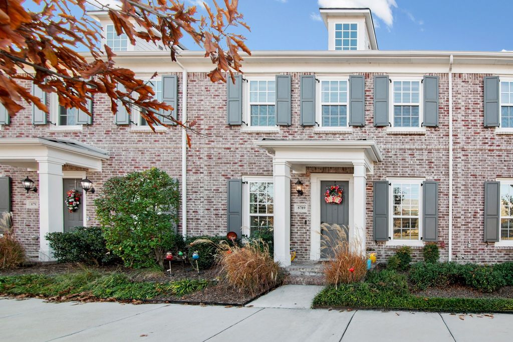 8789 Montreal Mews, North Richland Hills, TX 76180