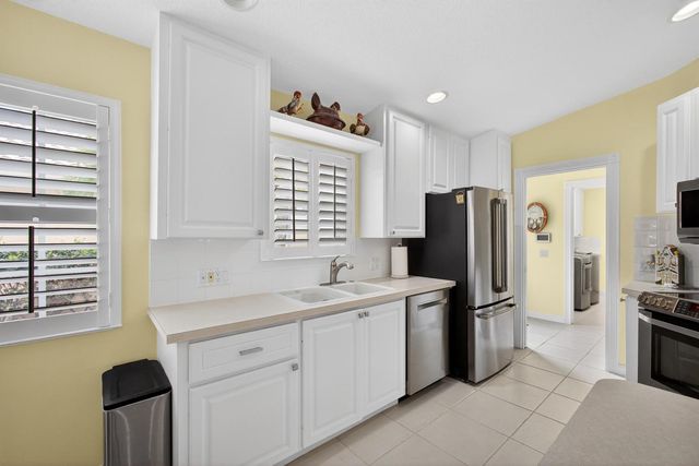 8522 SE Retreat Drive, Hobe Sound, FL 33455