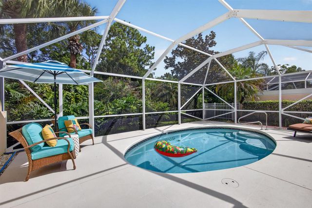 8522 SE Retreat Drive, Hobe Sound, FL 33455