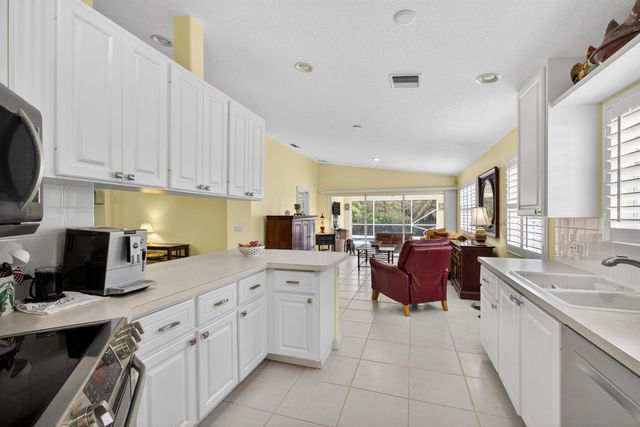 8522 SE Retreat Drive, Hobe Sound, FL 33455