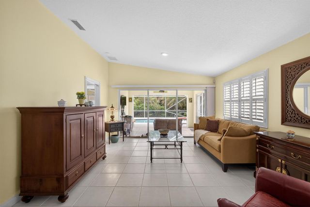 8522 SE Retreat Drive, Hobe Sound, FL 33455