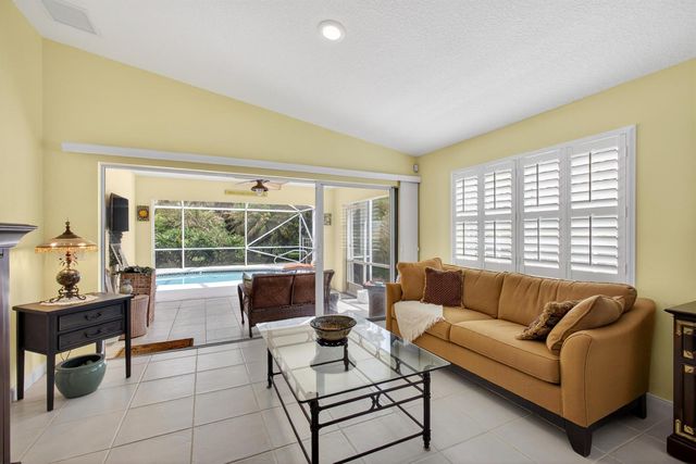 8522 SE Retreat Drive, Hobe Sound, FL 33455