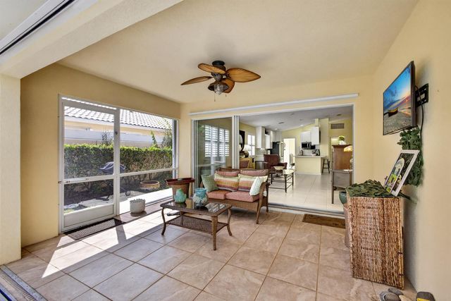 8522 SE Retreat Drive, Hobe Sound, FL 33455