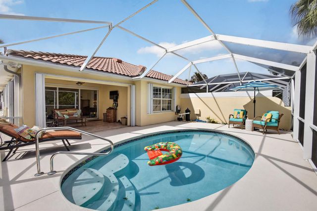 8522 SE Retreat Drive, Hobe Sound, FL 33455