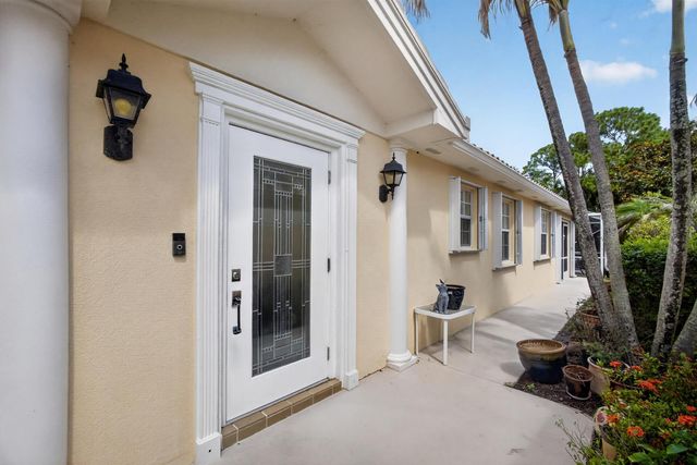 8522 SE Retreat Drive, Hobe Sound, FL 33455
