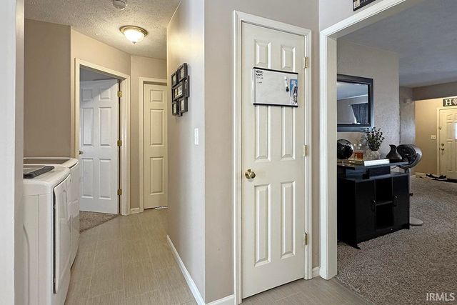 2015 Autumn Ridge Lane, Elkhart, IN 46514