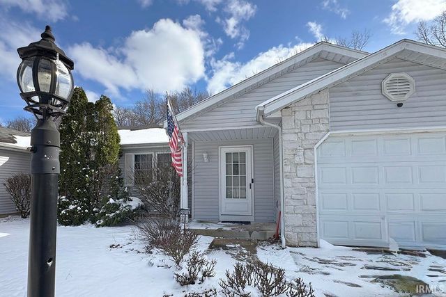 2015 Autumn Ridge Lane, Elkhart, IN 46514