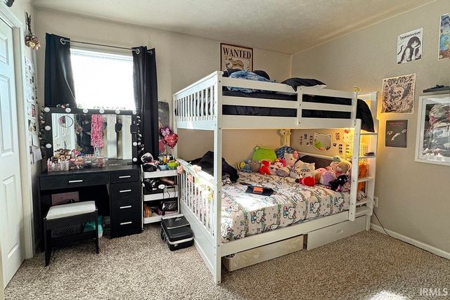 2015 Autumn Ridge Lane, Elkhart, IN 46514