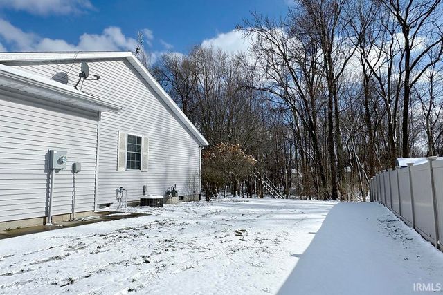 2015 Autumn Ridge Lane, Elkhart, IN 46514