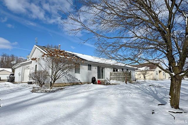 2015 Autumn Ridge Lane, Elkhart, IN 46514