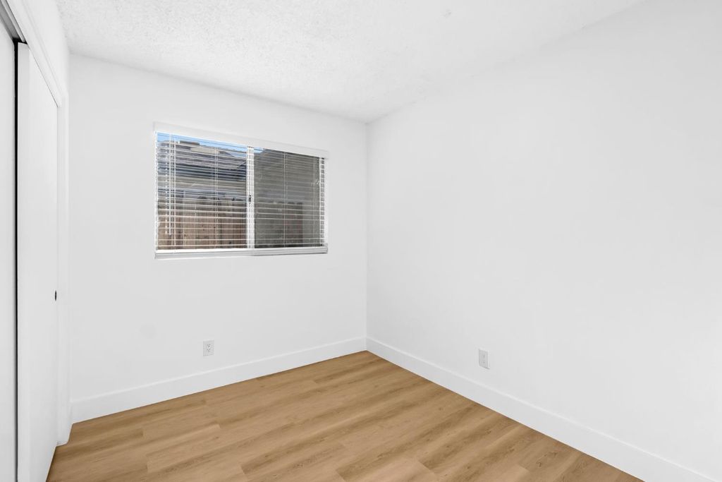 Image 15 of property listing at 4194 N Cornelia Avenue, Fresno, CA 93722