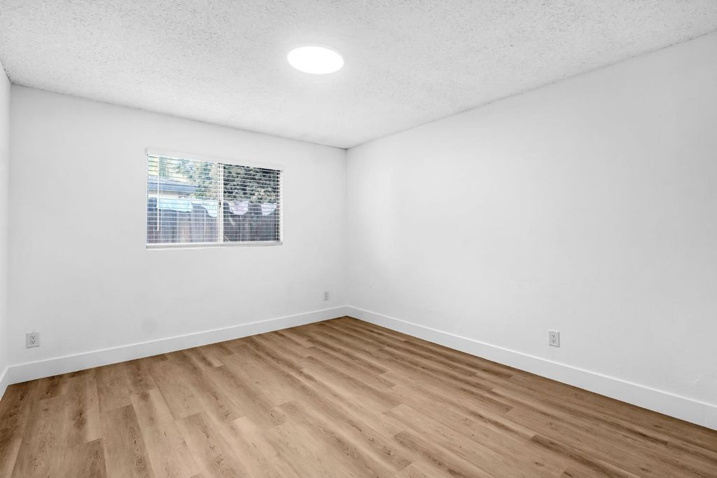 Image 20 of property listing at 4194 N Cornelia Avenue, Fresno, CA 93722