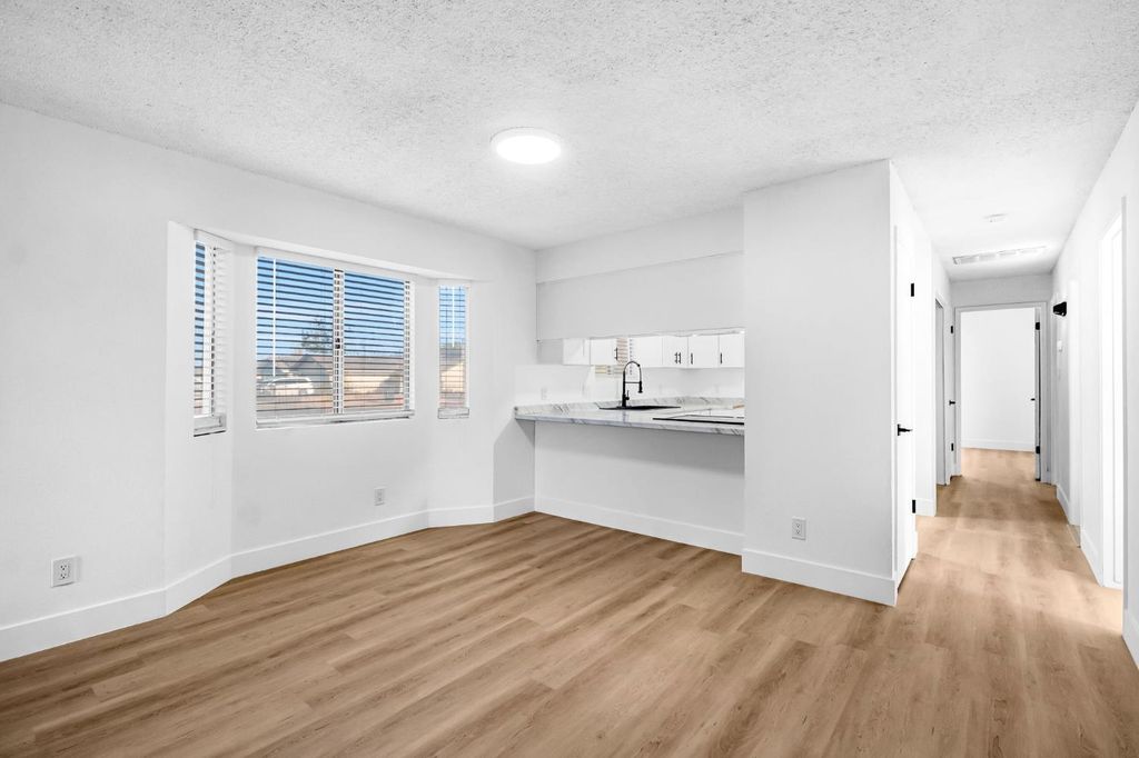 Image 7 of property listing at 4194 N Cornelia Avenue, Fresno, CA 93722