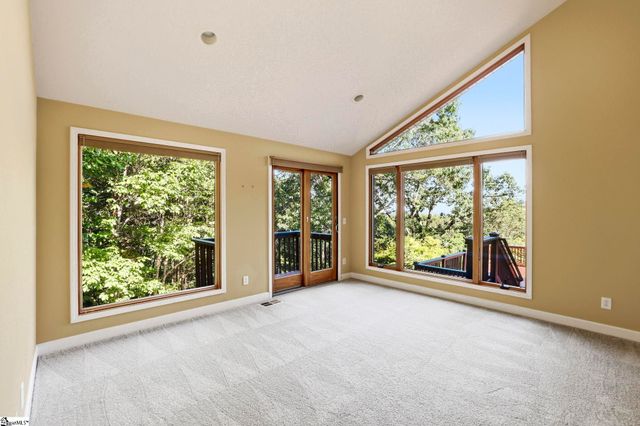 137 Laurel Falls Way, Greenville, SC 29609