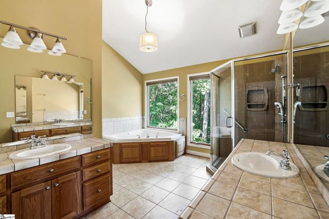 137 Laurel Falls Way, Greenville, SC 29609