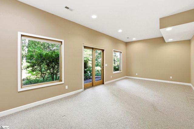 137 Laurel Falls Way, Greenville, SC 29609