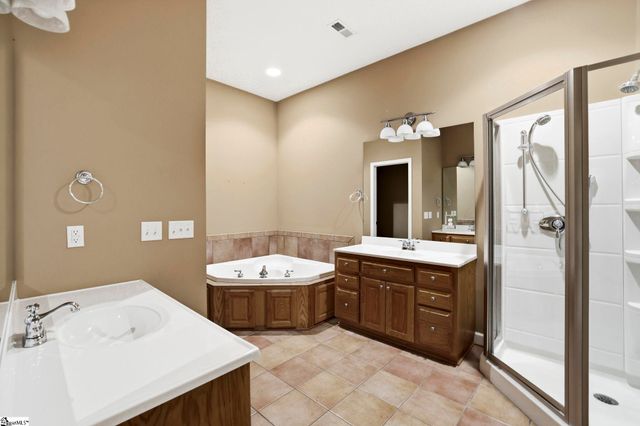 137 Laurel Falls Way, Greenville, SC 29609